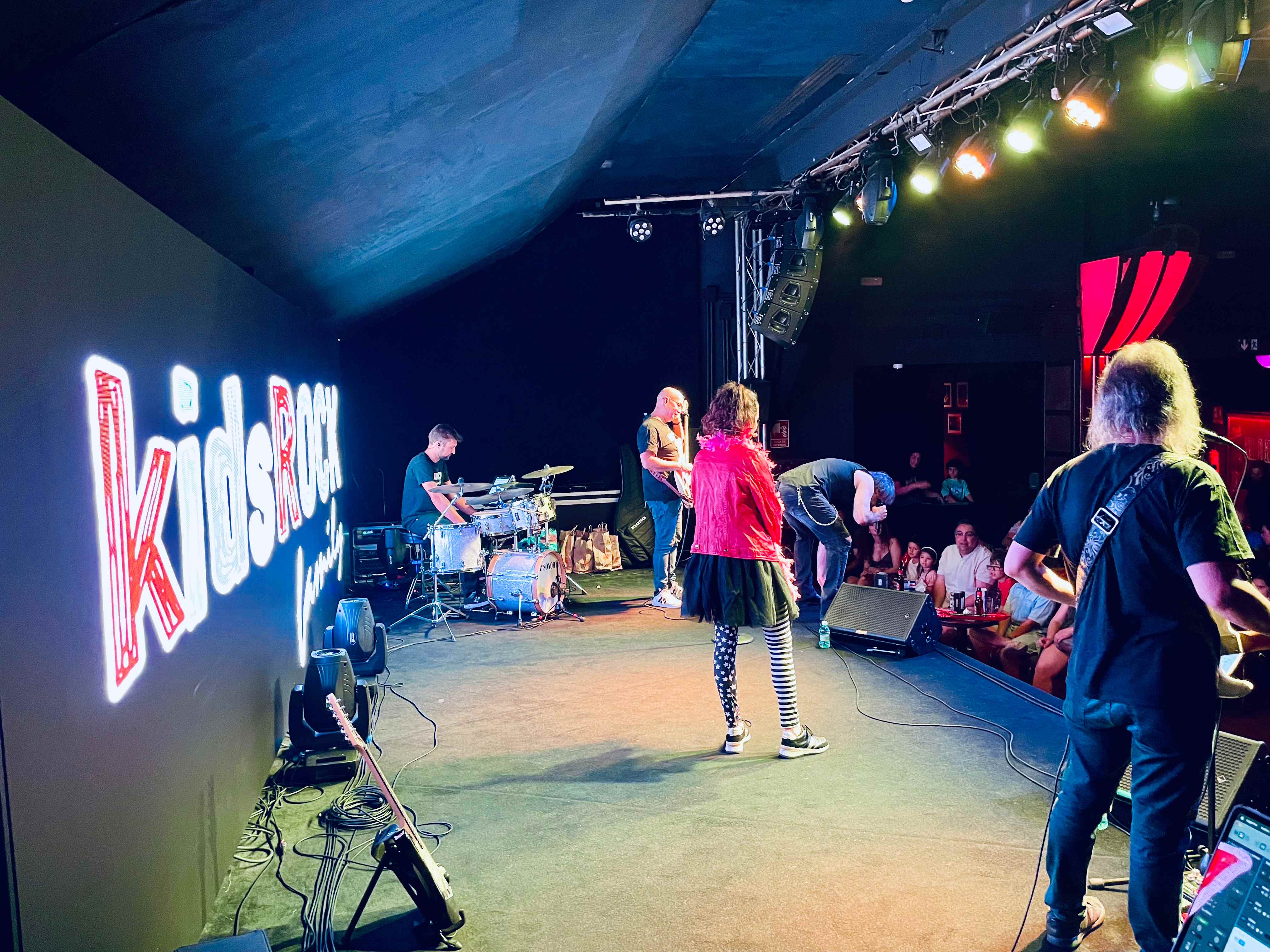 Kids Rock Family  ¡Larga vida al rock!